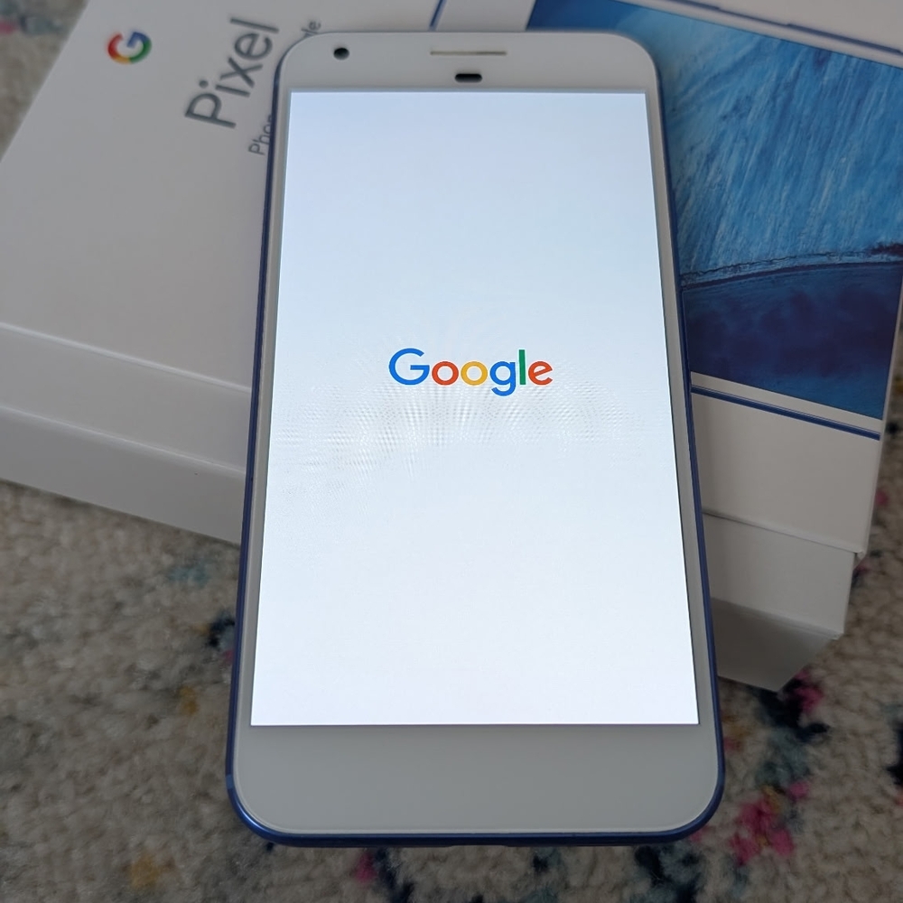 Google Pixel Smartphone - BLUE